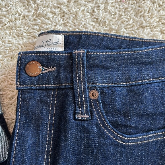 NWOT Universal Thread dark wash cuffed jeans - Picture 2 of 5